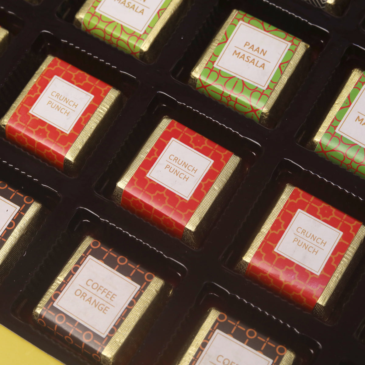 24 Piece Foil Chocolate Box (24 pcs Foil) - D80A8340.jpg