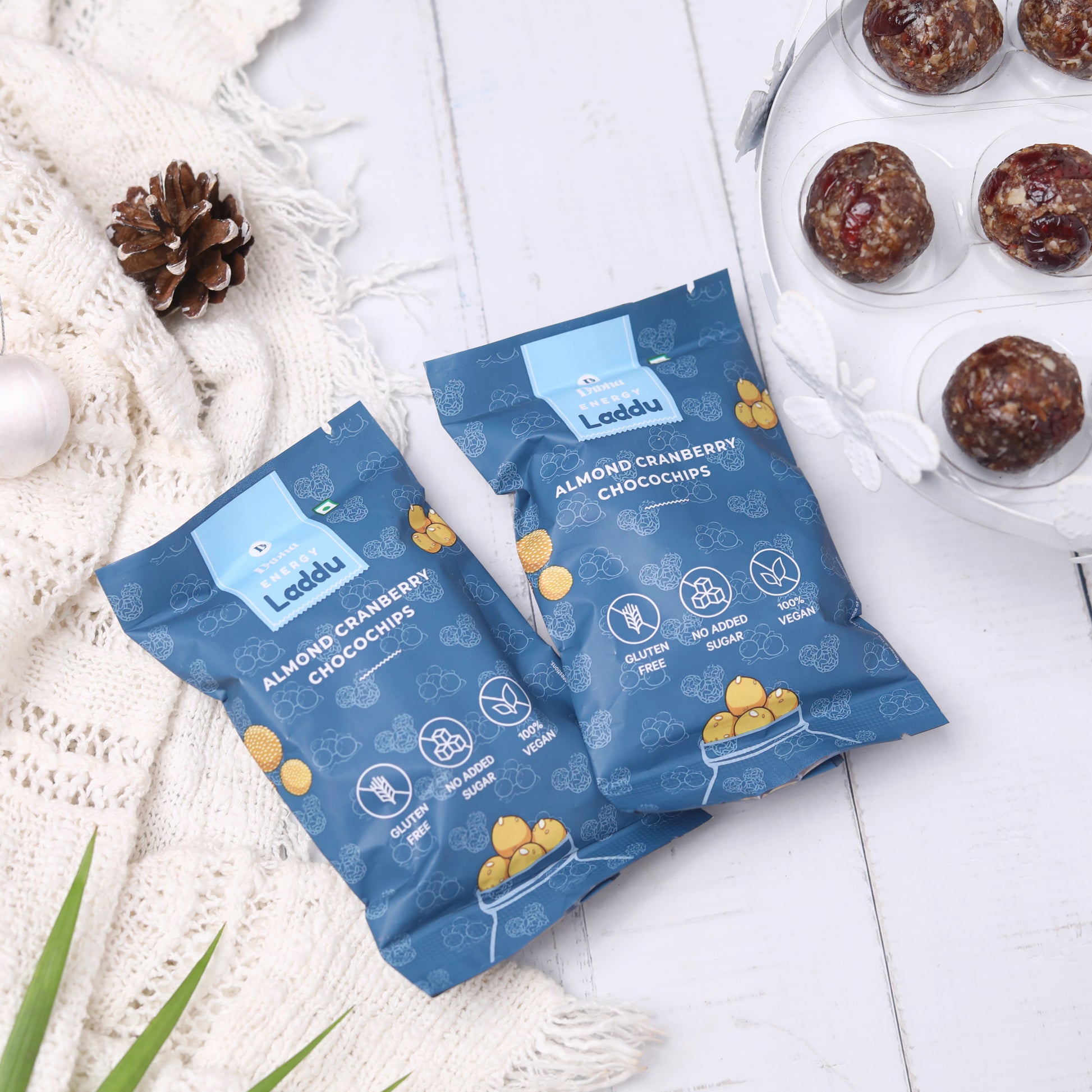 Cranberry Almond Chocochips Laddu