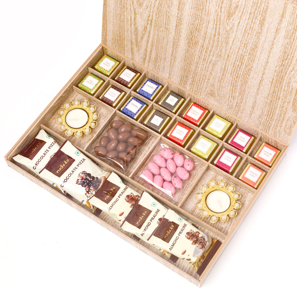 Premium Wooden Big Hamper (WH3)