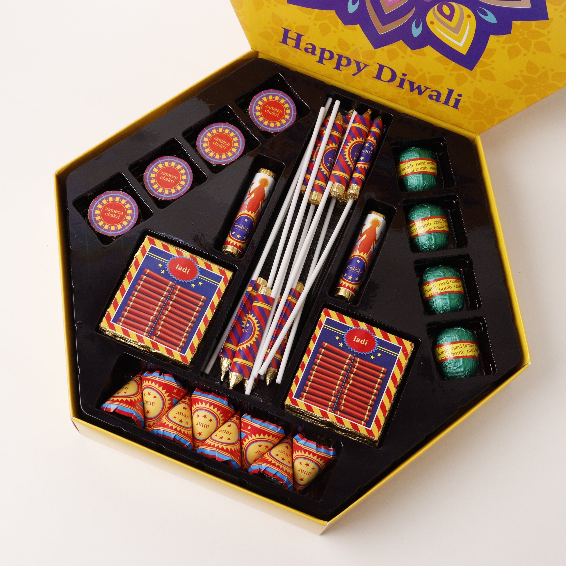 Ruchoks Premium Diwali Box(Kandil) 412 gms (K5)